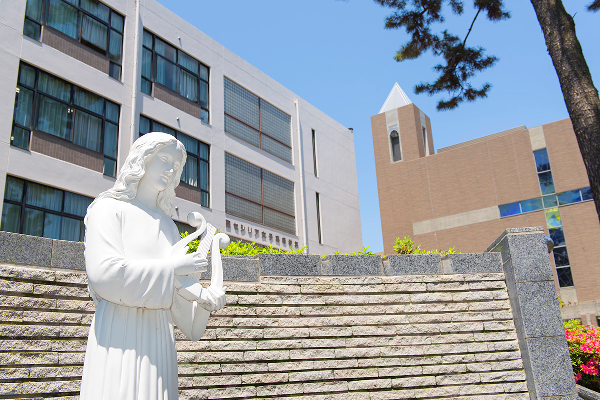 グループワーク入試導入の聖セシリアから受験生へメッセージ