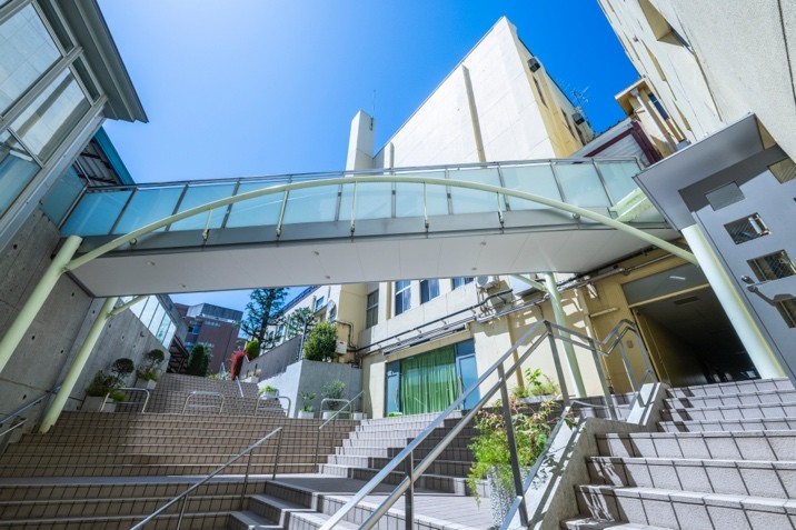 【学校法人宝仙学園 順天堂大学系属理数インター高等学校】「医...