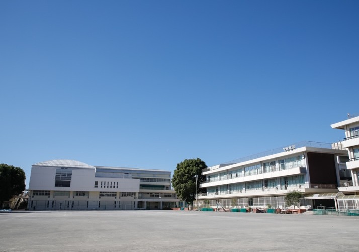 【桐朋女子高等学校】生徒たちの未来を描く、「自分で作る時間割...