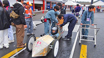 関東学院中学校_技術部は燃費を競う「エコマイレッジチャレンジ」に挑戦