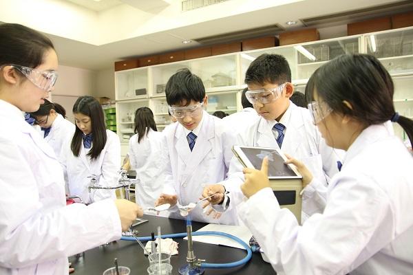 三田国際学園_実験授業