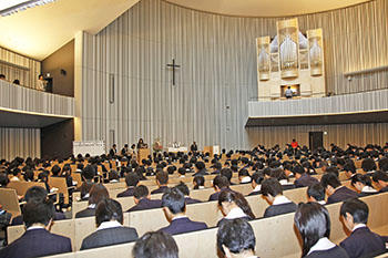 桜美林中学校_チャペルでの礼拝