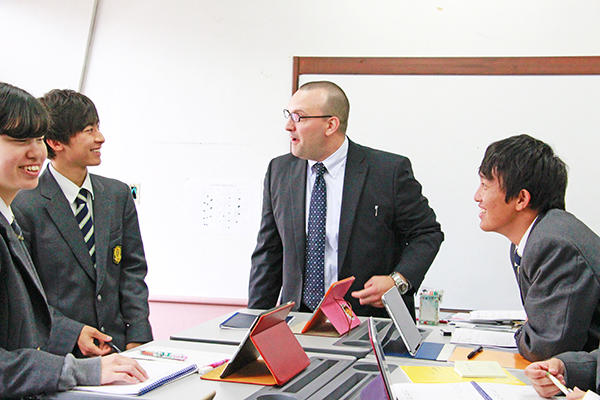 桜丘中学校_桜丘のＩＣＴ教育は確実に進化しています。