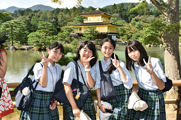 聖セシリア女子中学校_中３で訪れる「奈良・京都修学旅行」