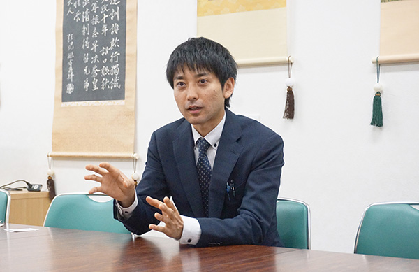 狭山ヶ丘_英語科　石井駿先生