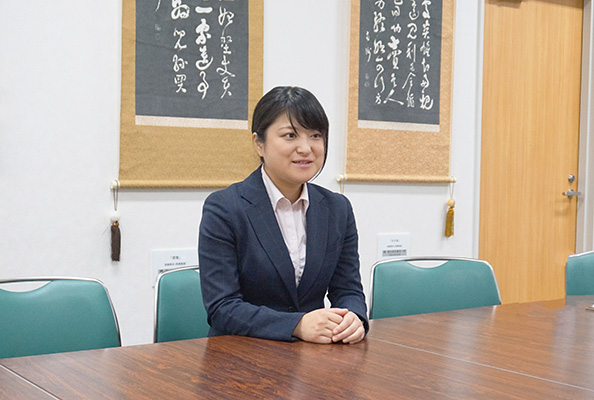 狭山ヶ丘_理科　新田文子先生