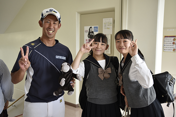 西武台新座_学校・家庭・生徒が信頼関係で結ばれる<br>ことは、生徒の成長の土台となる