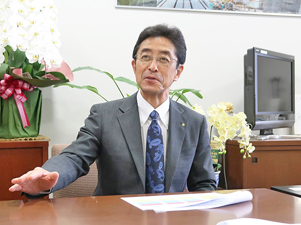 昭和学院_就任４年目の校長・大井俊博先生