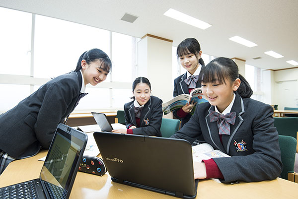 富士見丘_ICT研修の一コマ