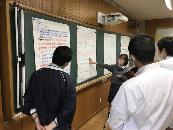 東京成徳大_事前・事後学習も念入りに実施。一人ひとりの経験は共有されていきます。
