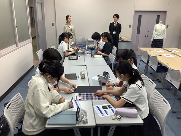 東京家政大附_オリジナルスカートデザイン検討チーム