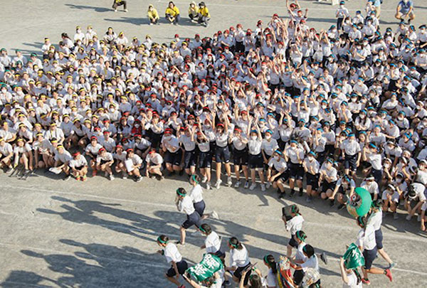 桐朋女子_「世界一の体育祭」の熱量を現す１コマ