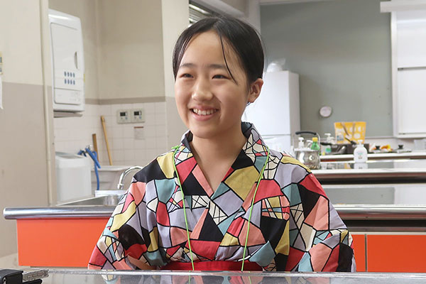 十文字_他の生徒たちの分の浴衣もたくさん提供した、中３のS.M.さん