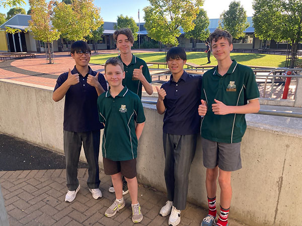 日本学園_豪州語学研修では現地校生徒と毎日過ごす