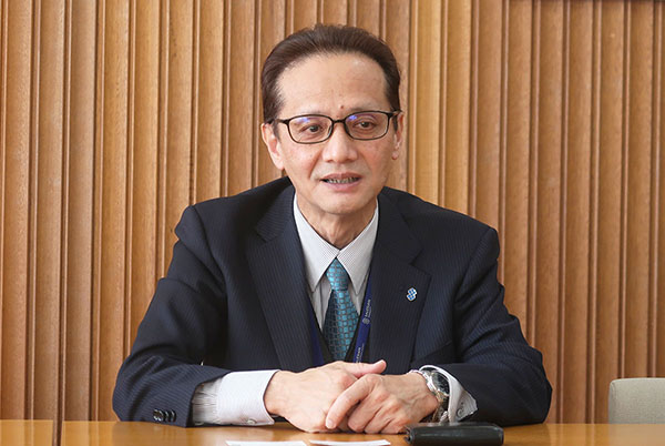 サレジアン国際_インターナショナルコース部部長の久保 敦先生