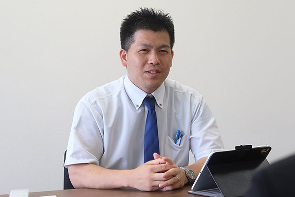 東京都市大等々力_中3の学年主任を務める岩城裕亮先生