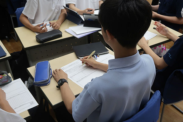 東京都市大等々力_実際の自分の考え方と異なる立場にも想像を巡らせます