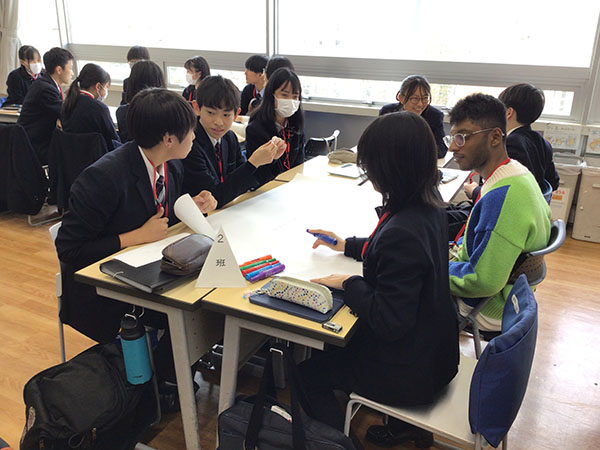 東京都市大等々力_多様性に満ちた世界を知る機会の「ワールドピースワークショップ」