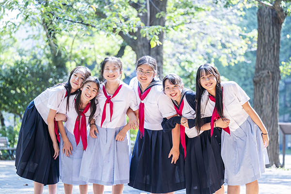 女子聖_かげかえのない友人たちと共に、自分と向き合い続ける6年間
