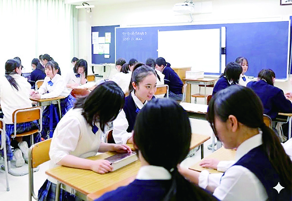 麹町女子_グループワークは、どの教科でも頻繁に行われる