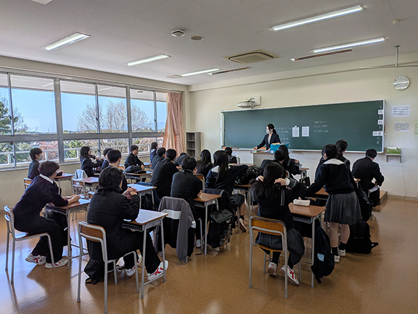 明法_朝のHRの様子。気持ちよく1日をスタートします