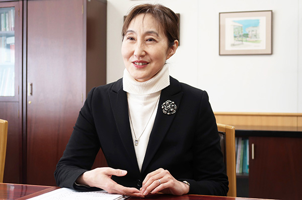 鷗友学園_グローバル教育コーディネーターの松原直美先生