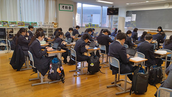 狭山ヶ丘_「研究レポート」は約4000字を執筆
