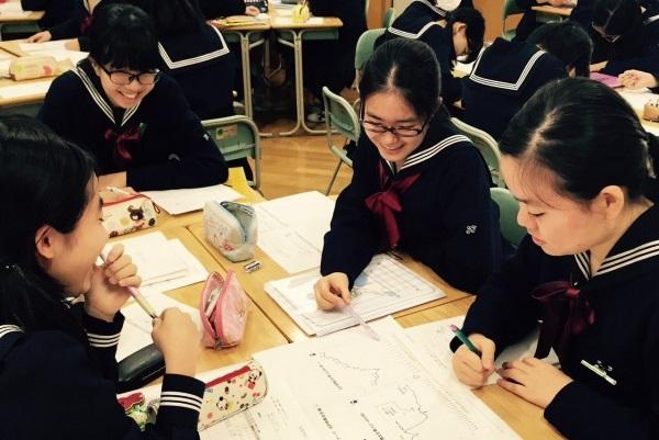 実践女子学園_キャリア教育_グループ学習